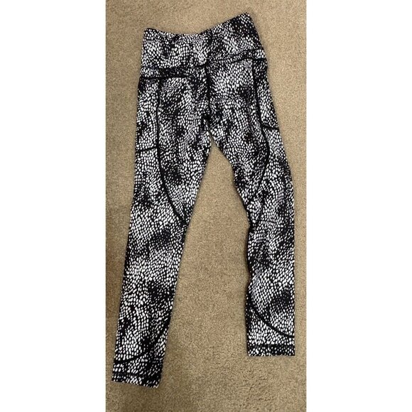 Zyia Active Black and White Leggings Size 2 - Picture 1 of 5